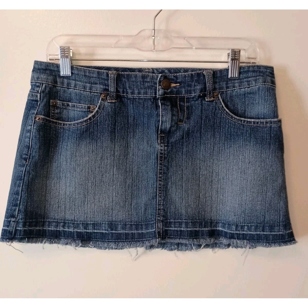 Rue 21 Y2K Retro Raw Hem Denim Mini Skirt Sz 9  Preppy‎ Festival Fashion Street